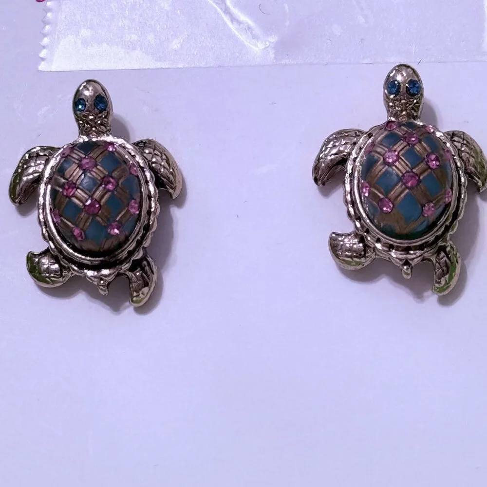 Betsey Johnson NWB Sea Excursion Turtle Stud Earrings